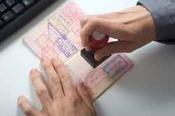 Is it possible to obtain resident visa via offshore RAK ICC company in Ras Al Khaimah, UAE
